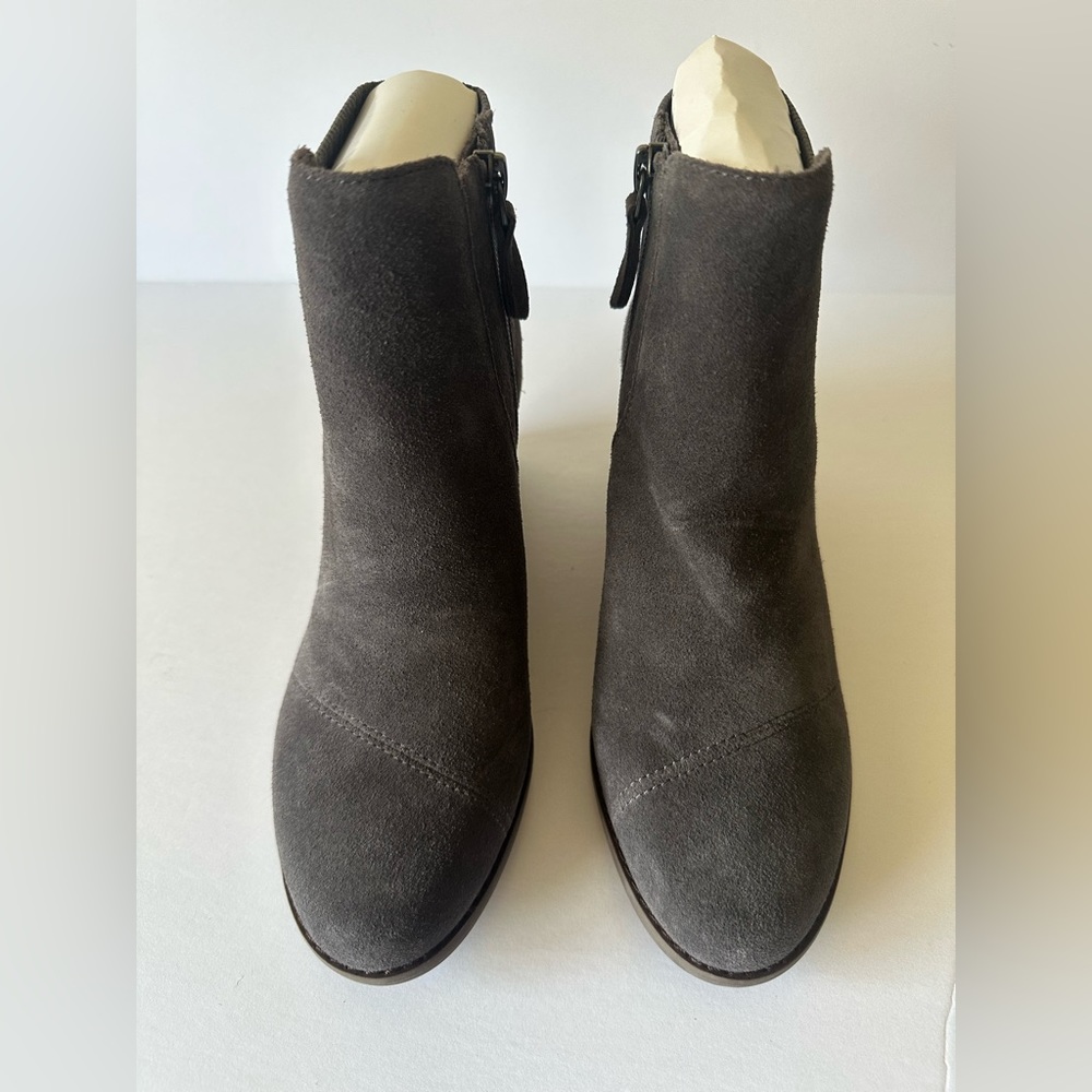 TOMS Kelsey Wedge Bootie Women grey
